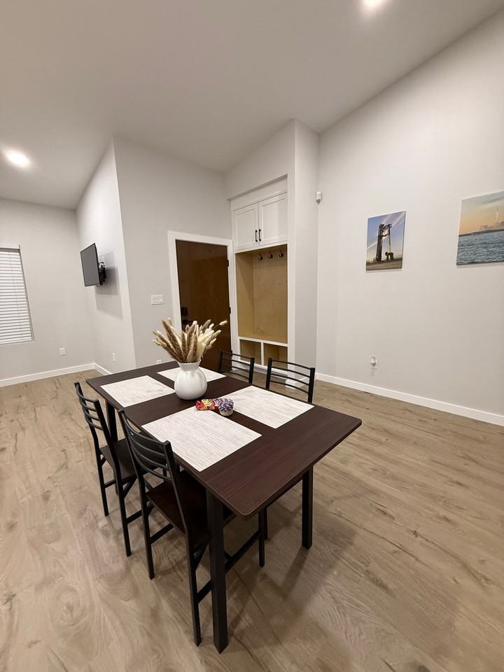322 W Madison St #2 - Photo 7 of 10