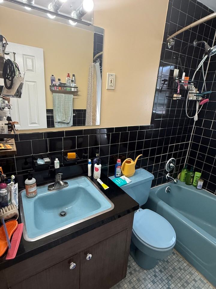 210 Gordon Ave - Photo 2 of 11