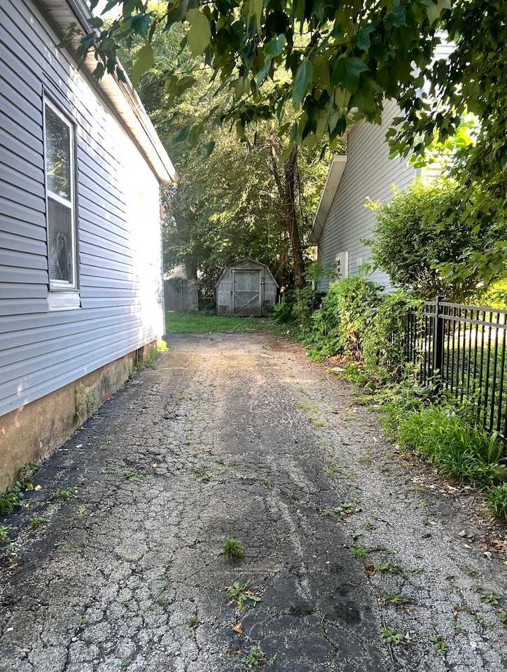 305 S Maffit St - Photo 4 of 20
