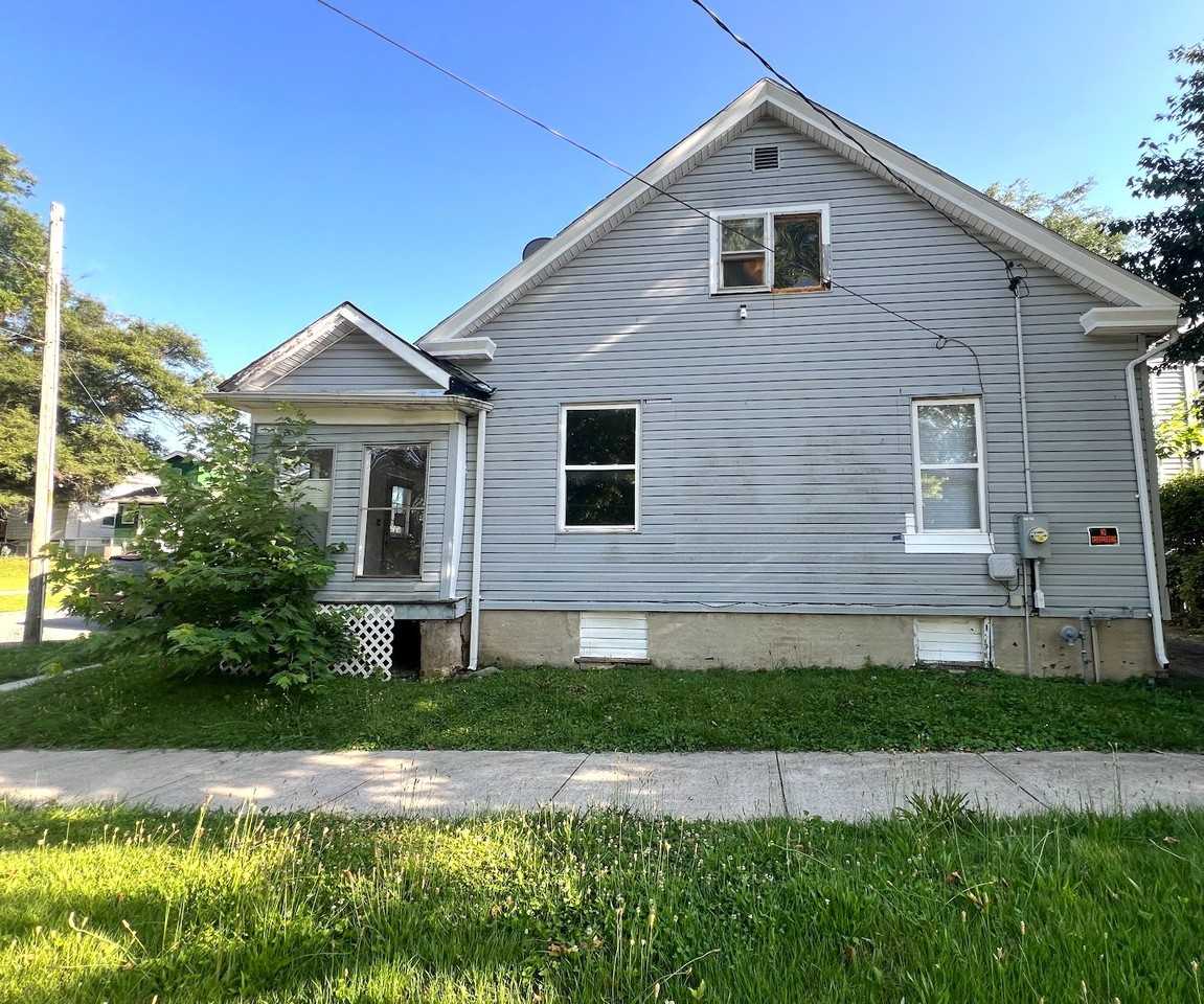 305 S Maffit St - Photo 5 of 20
