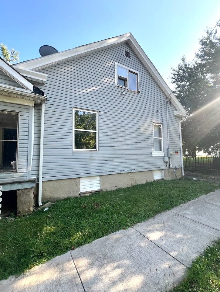 305 S Maffit St - Photo 7 of 20