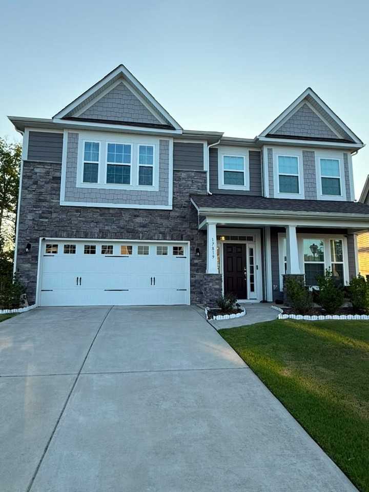17819 Summers Walk Blvd - Photo 2 of 16