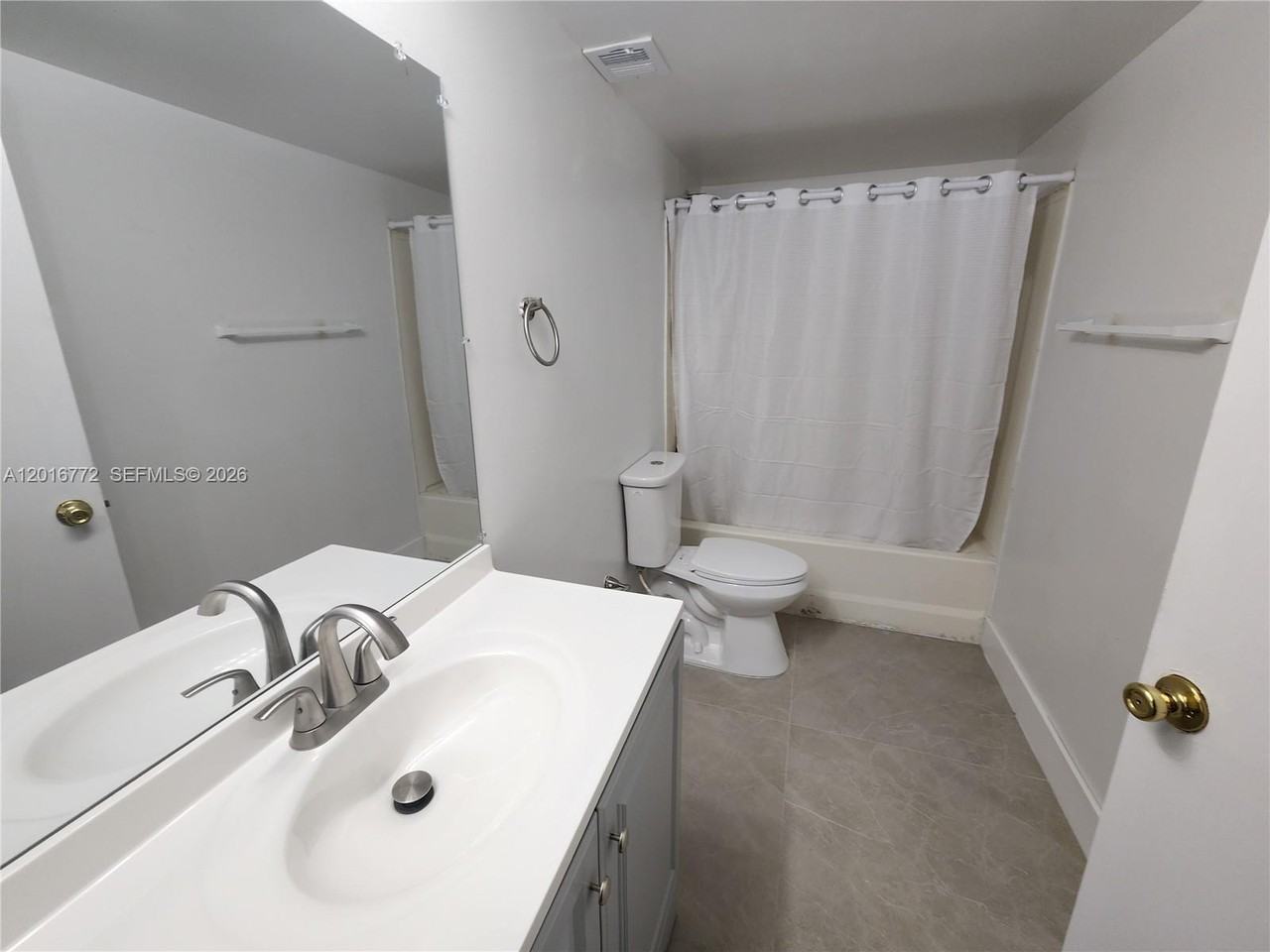 6065 Northwest 186th Street - Photo 6 of 7