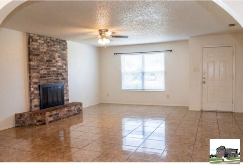 5707 Dan Dr - Photo 3 of 26