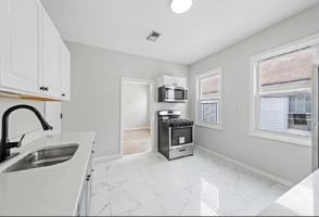 featured image of 210 W Price St #2L