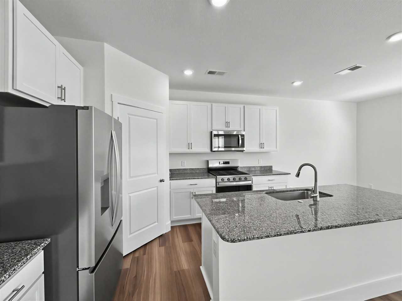5166 Runnerstone Rd #NA - Photo 4 of 21