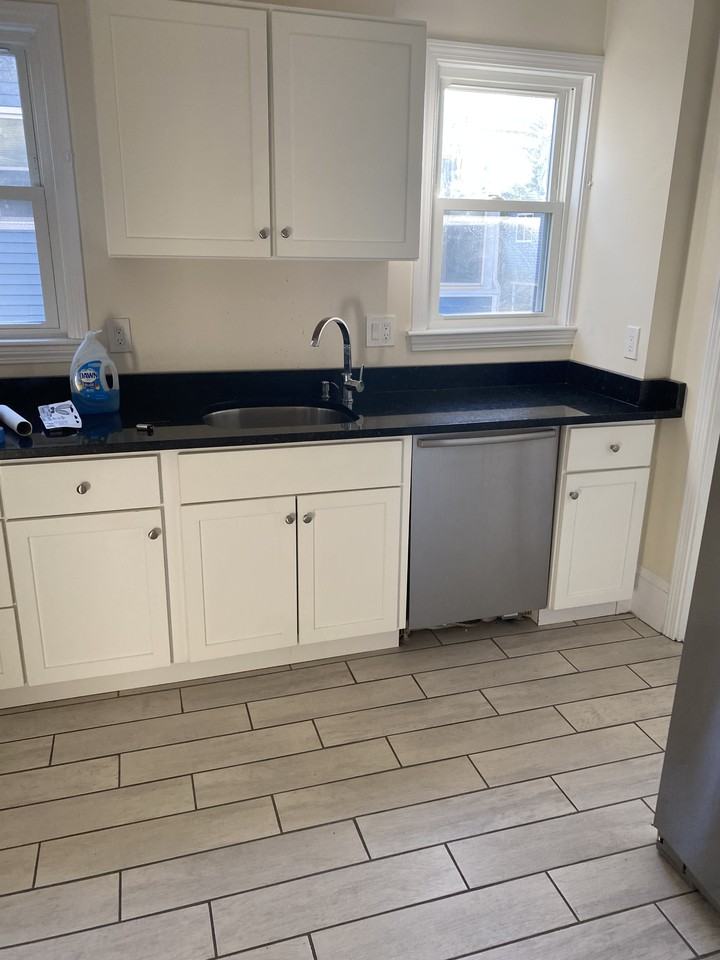 20 Rhode Island Ave #2 - Photo 4 of 20
