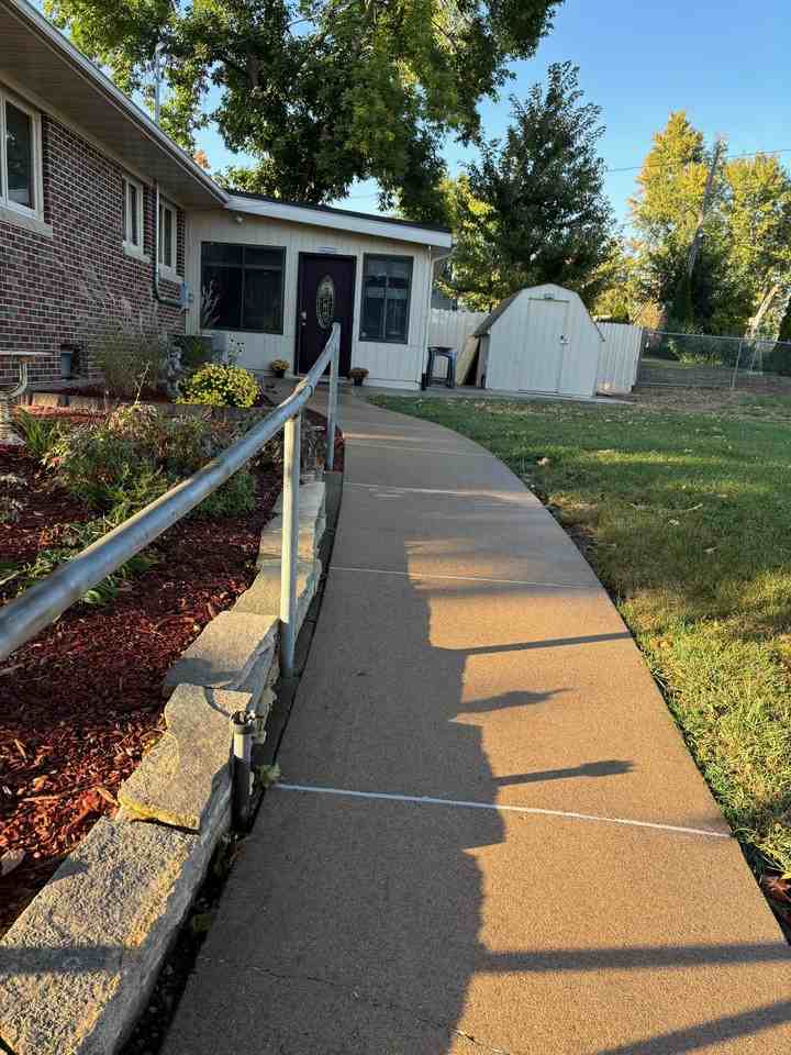 1405 Northview Dr #NA - Photo 5 of 41