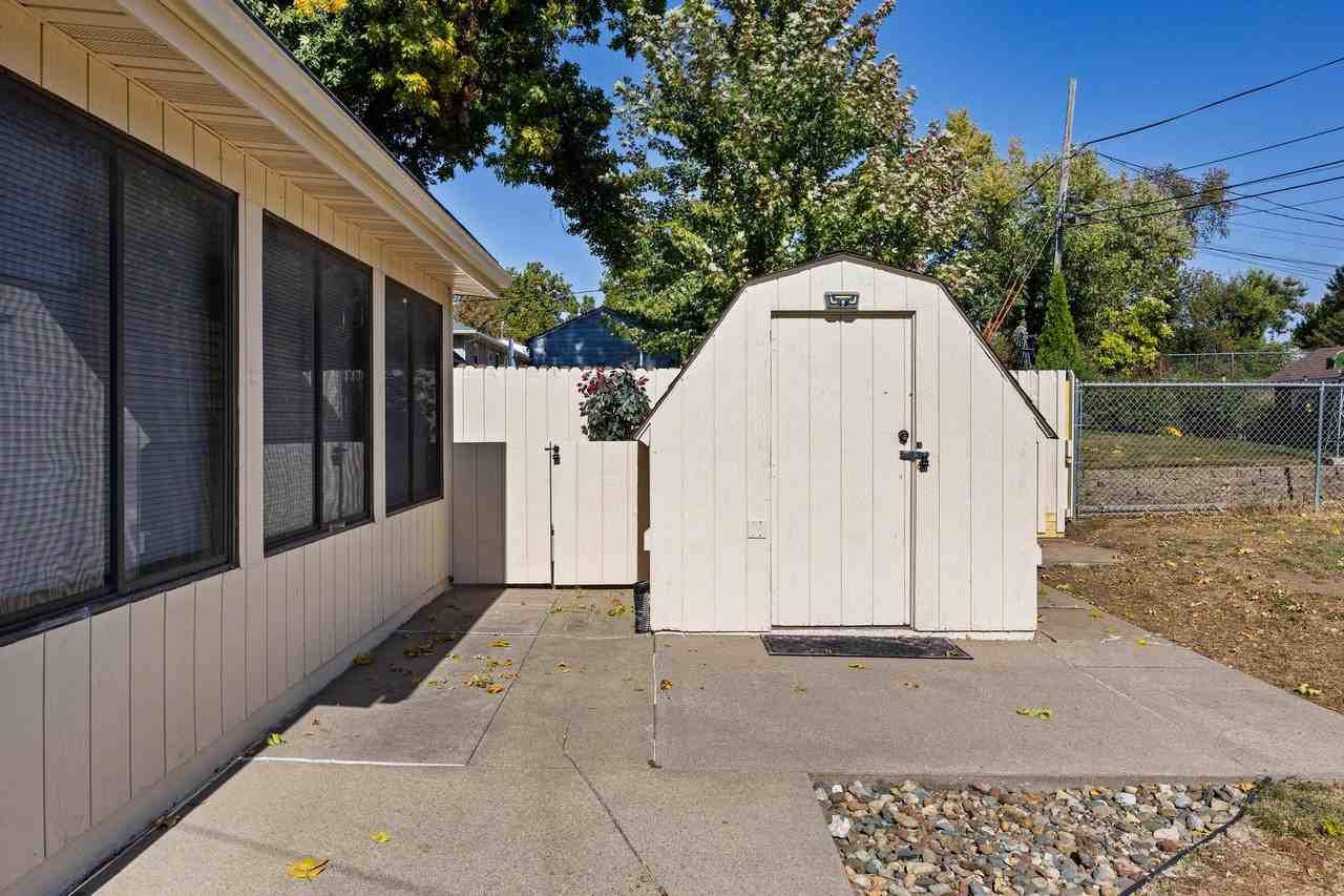 1405 Northview Dr #NA - Photo 7 of 41