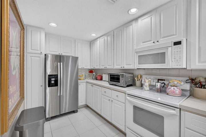 213 Barcelona Drive
