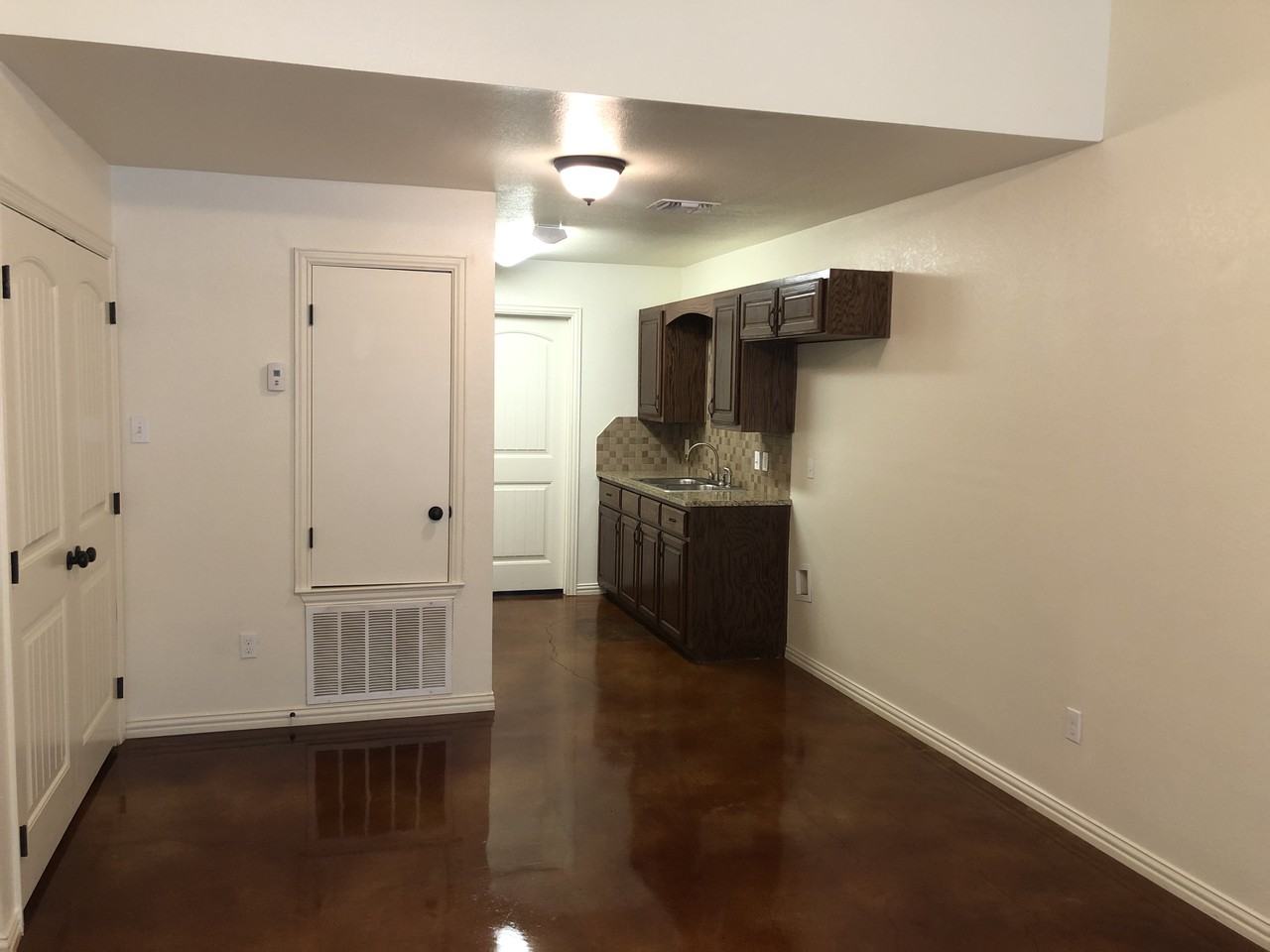 117 S 24th St #A - Photo 5 of 9