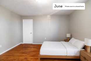14 Bacon St #D - Photo 1 of 1