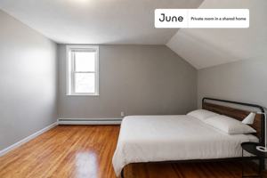 featured image of 14 Bacon St #C