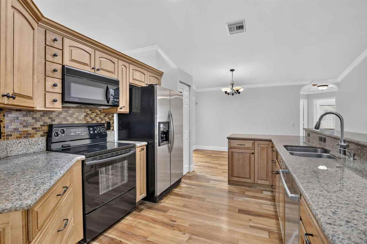 1949 Water Ridge Drive - Photo 4 of 19