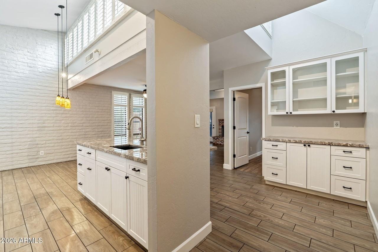 7840 N 7th St #1 - Photo 7 of 42