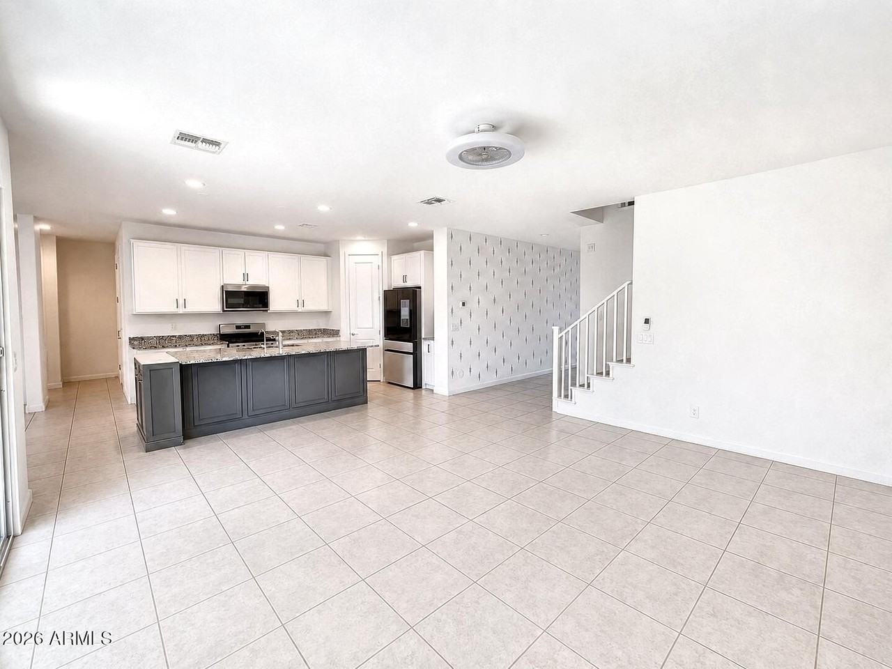11245 E Unity Ave - Photo 3 of 13