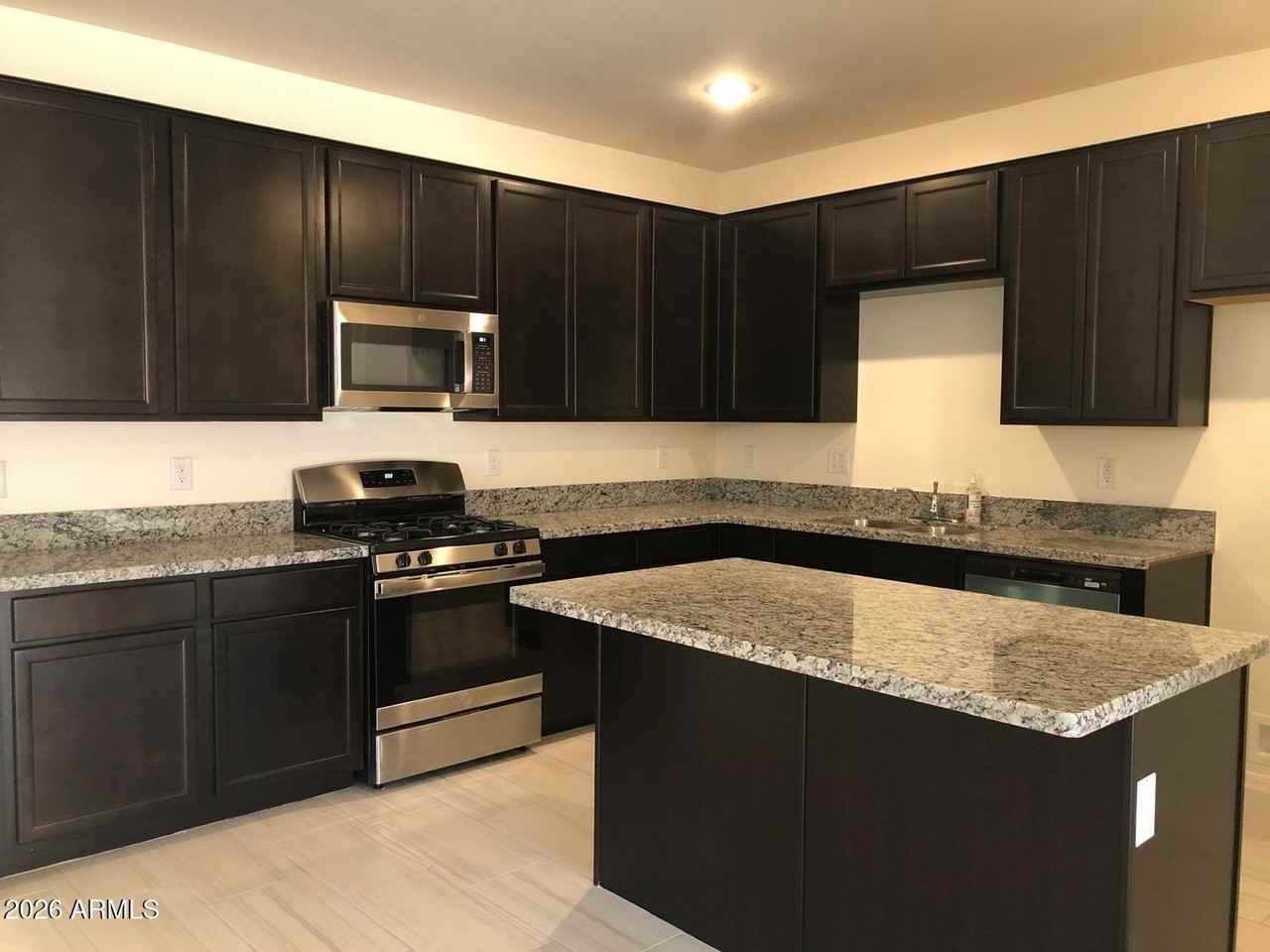 162 W Seven Seas Dr - Photo 6 of 15