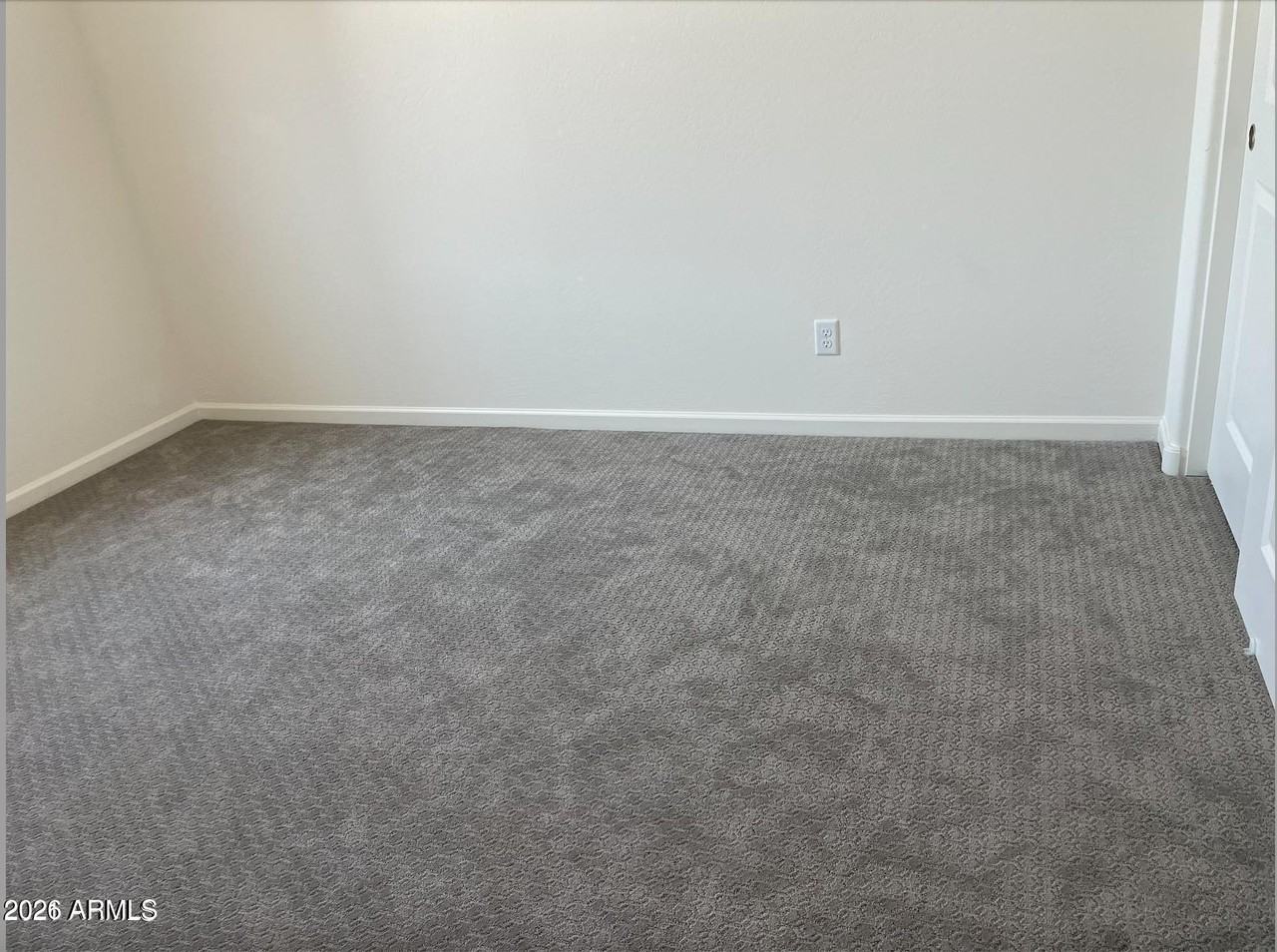 815 W Nova Pl - Photo 2 of 5