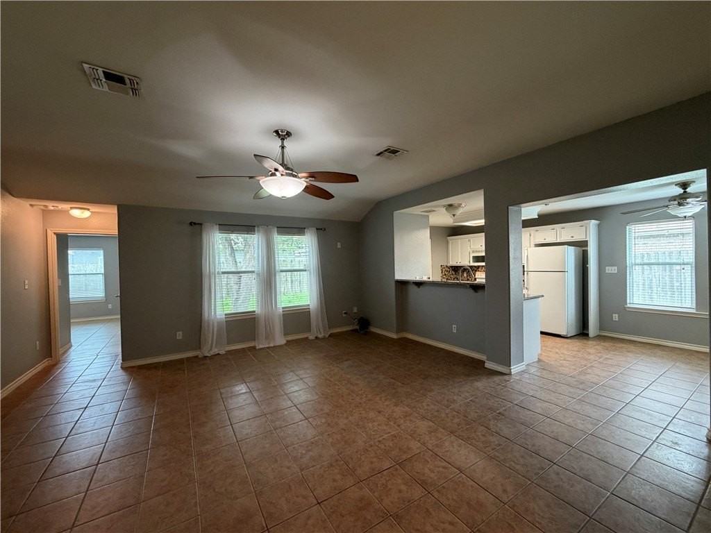 6629 Kodiak Dr - Photo 3 of 28