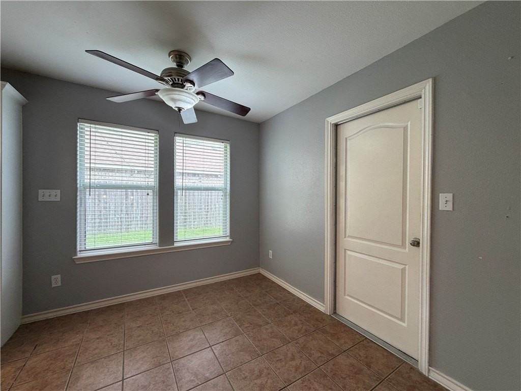 6629 Kodiak Dr - Photo 6 of 28
