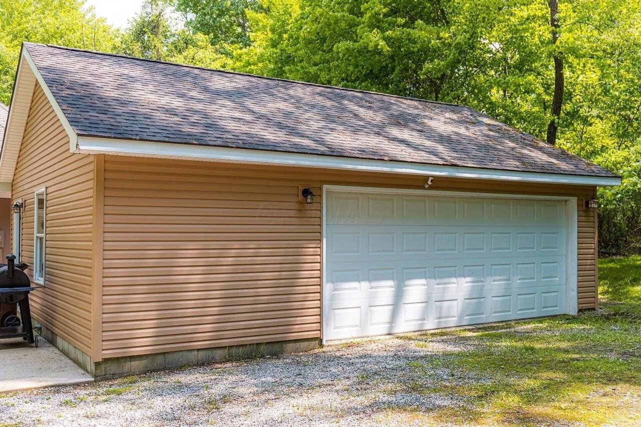 516 Mcintosh Dr - Photo 2 of 19