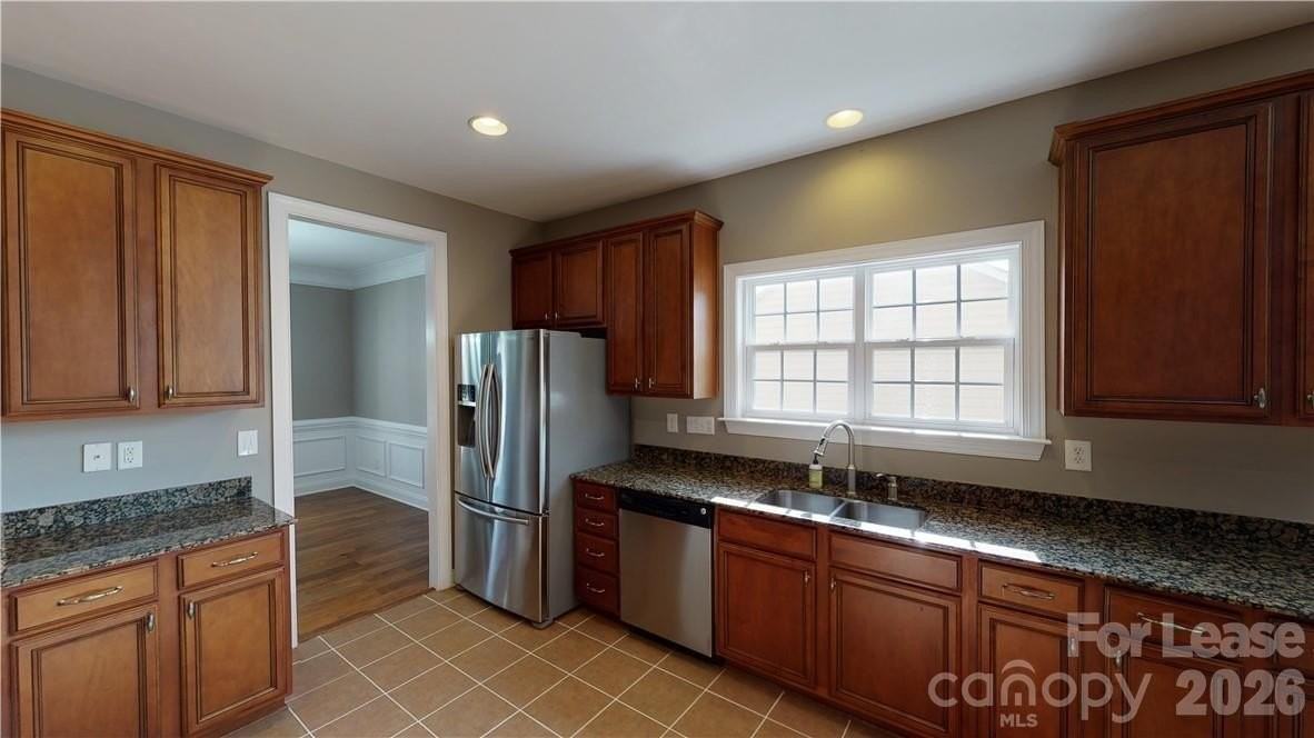 8517 Delamere Ln - Photo 7 of 42