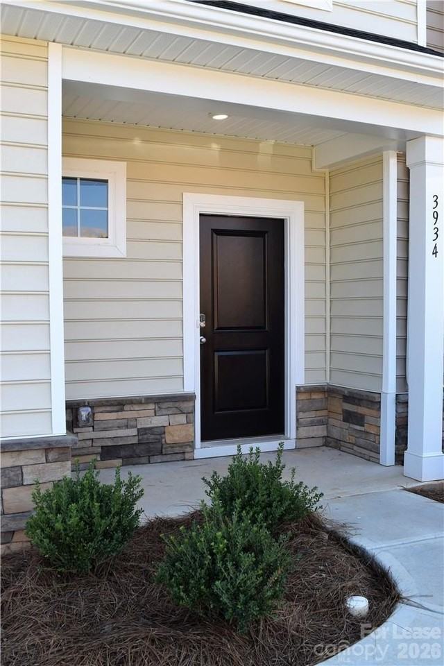 3934 Townes Boulevard - Photo 4 of 42