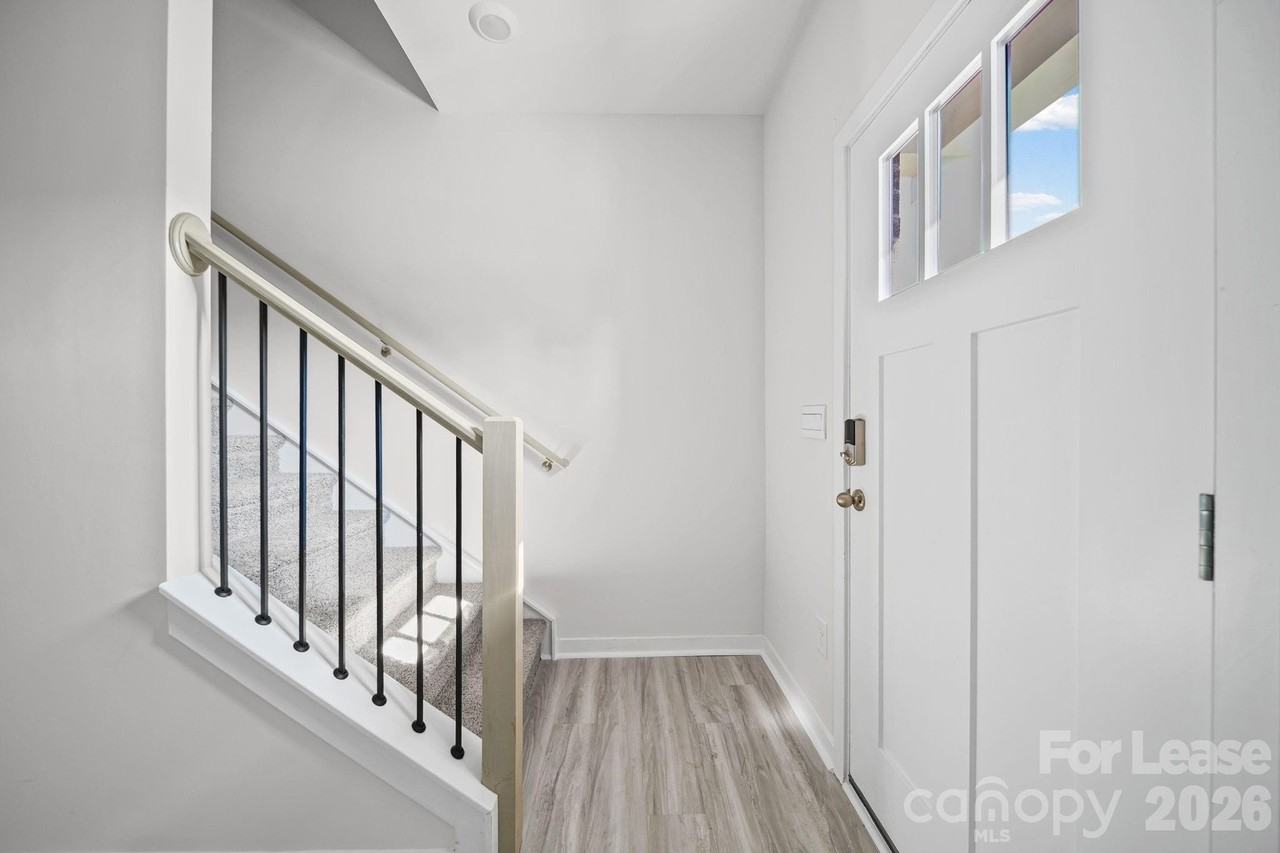 10105 Dancing Crane Way - Photo 3 of 42