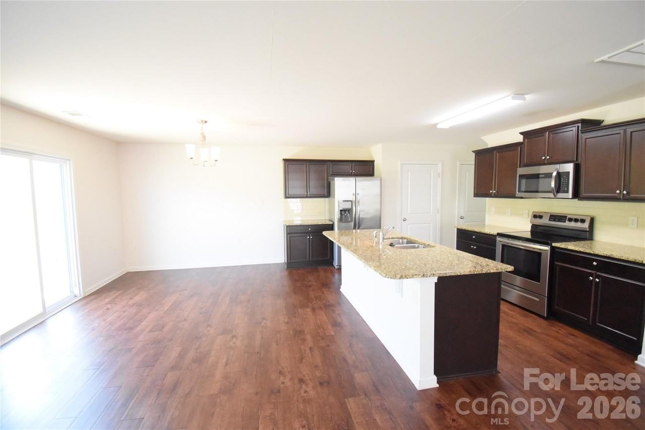 4199 Long Arrow Dr - Photo 5 of 25