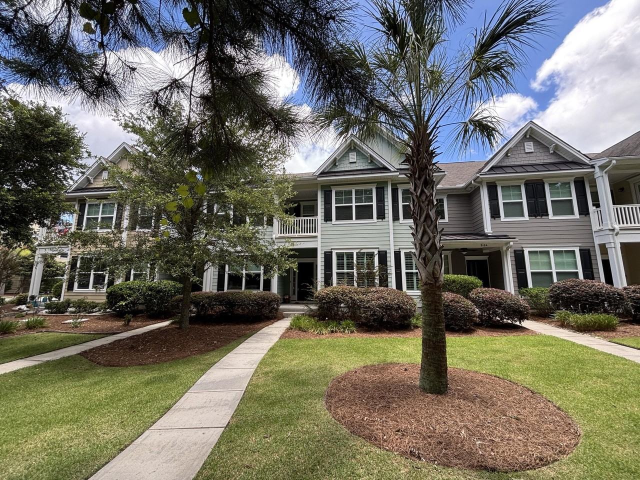 2108 Promenade Ct - Photo 3 of 34