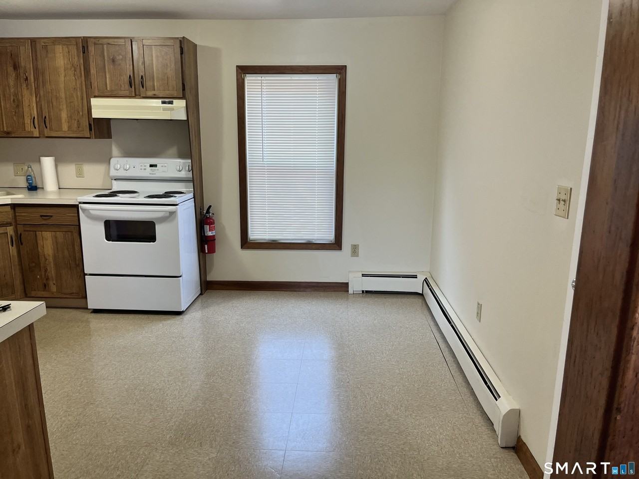 13 Park Pl #C2 - Photo 3 of 8