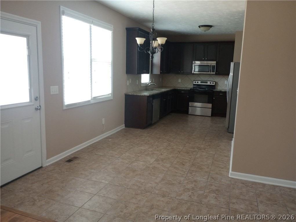 6031 Geranium Dr - Photo 5 of 18