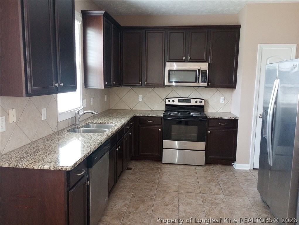 6031 Geranium Dr - Photo 6 of 18