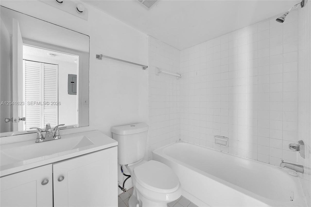 755 Northwest 104th Avenue - Photo 6 of 13