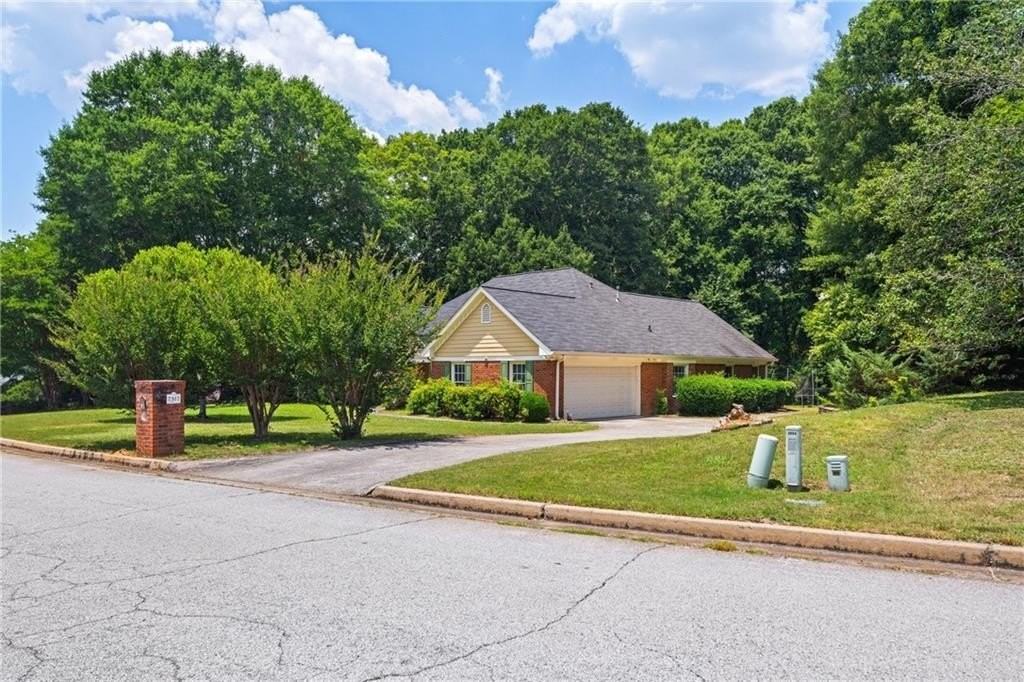 2902 Bridle Creek Dr Sw - Photo 4 of 29