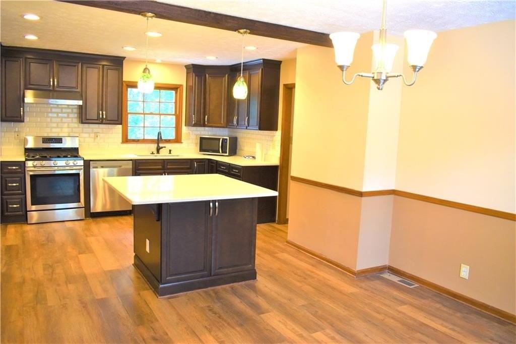 2264 Post Oak Dr - Photo 7 of 23