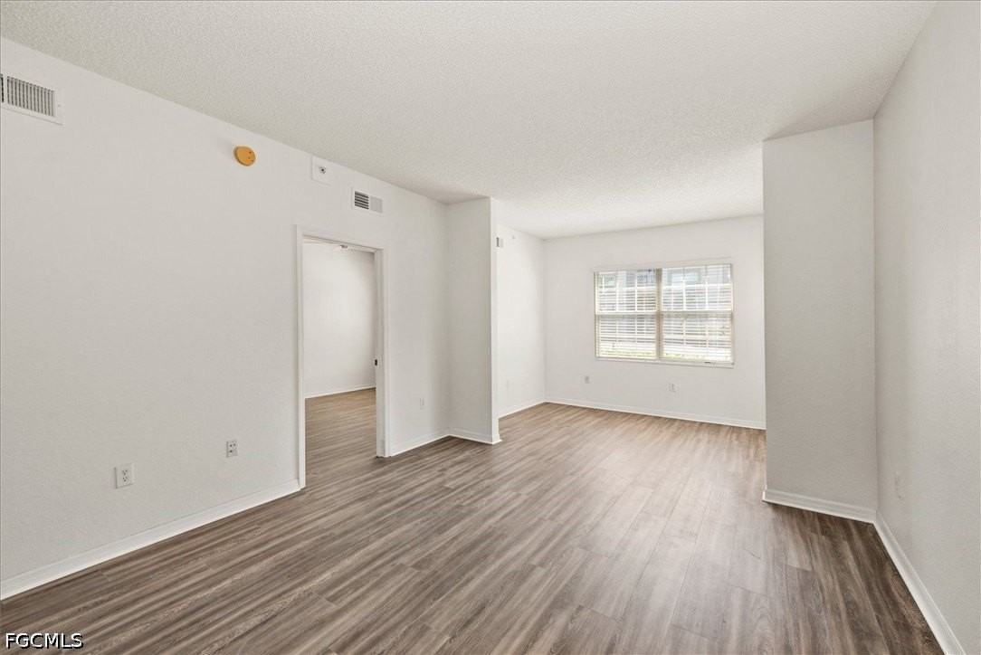 15590 Ocean Walk Cir #102 - Photo 7 of 34