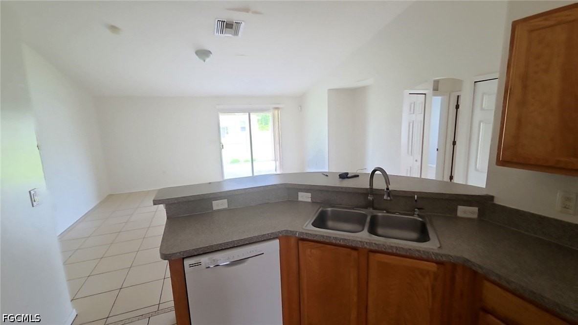 832 Palomino St E - Photo 6 of 16