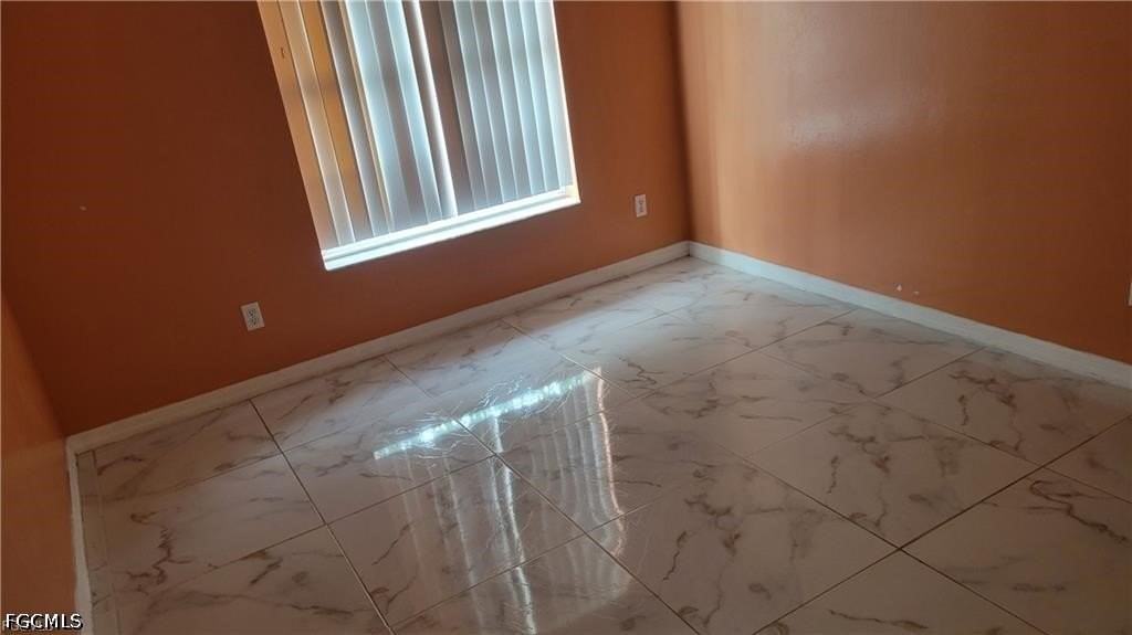 3217 10th St Sw - Photo 3 of 9