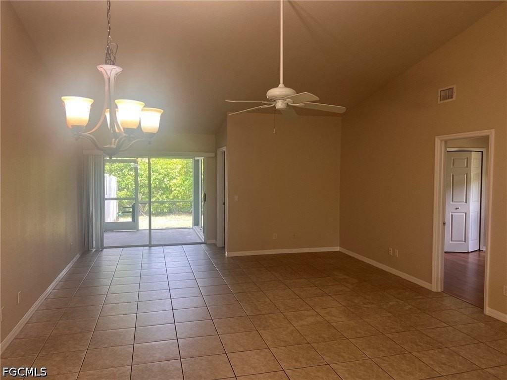 4618 Sw 7th Pl - Photo 4 of 11