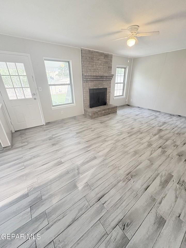 3444 Tascosa St - Photo 2 of 28