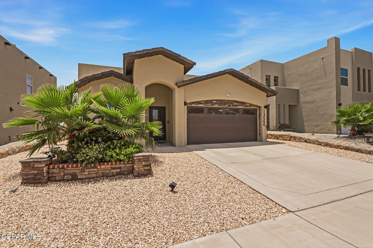 13066 Grantham Ln - Photo 3 of 50