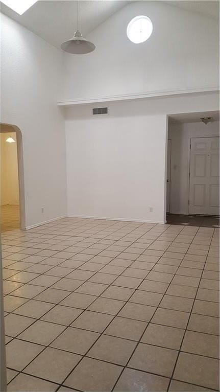 1884 Lyman Dutton Cir - Photo 4 of 12