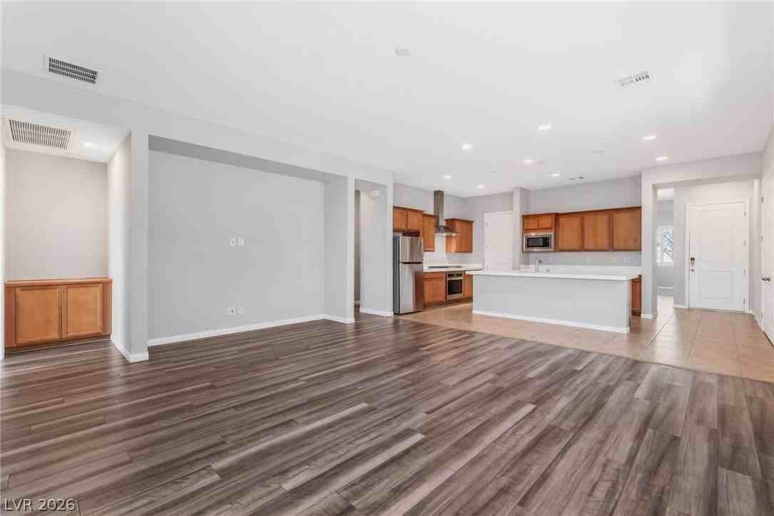 4748 Calming Garden St - Photo 7 of 22