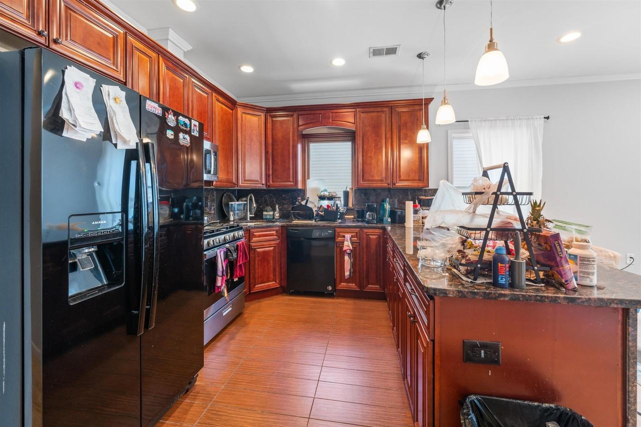 108 Kearney Ave #1 - Photo 5 of 24