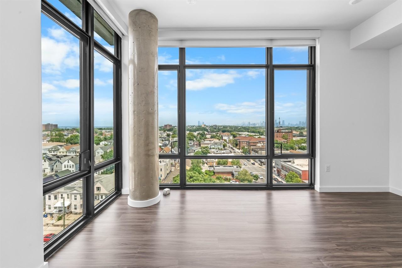 957 Broadway #1006 - Photo 6 of 18