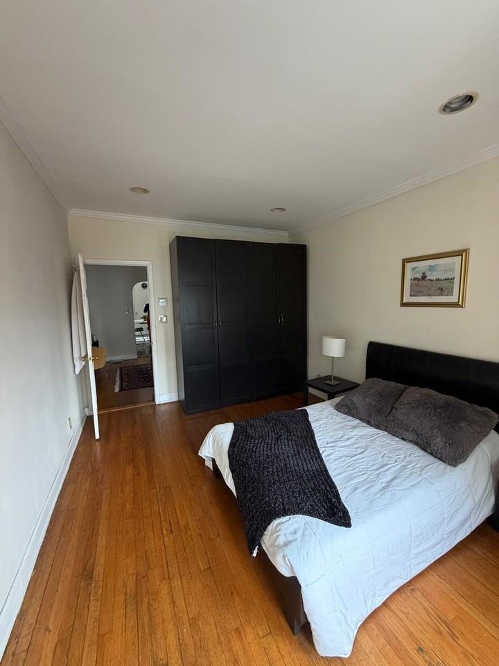 110 Hauxhurst Ave - Photo 6 of 10
