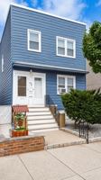 featured image of 40 Humphrey Ave
