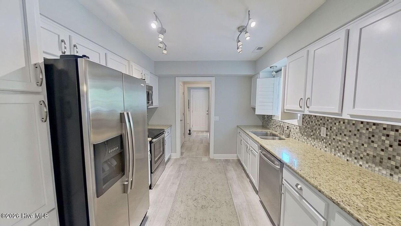 6741 Cable Car Ln - Photo 4 of 29