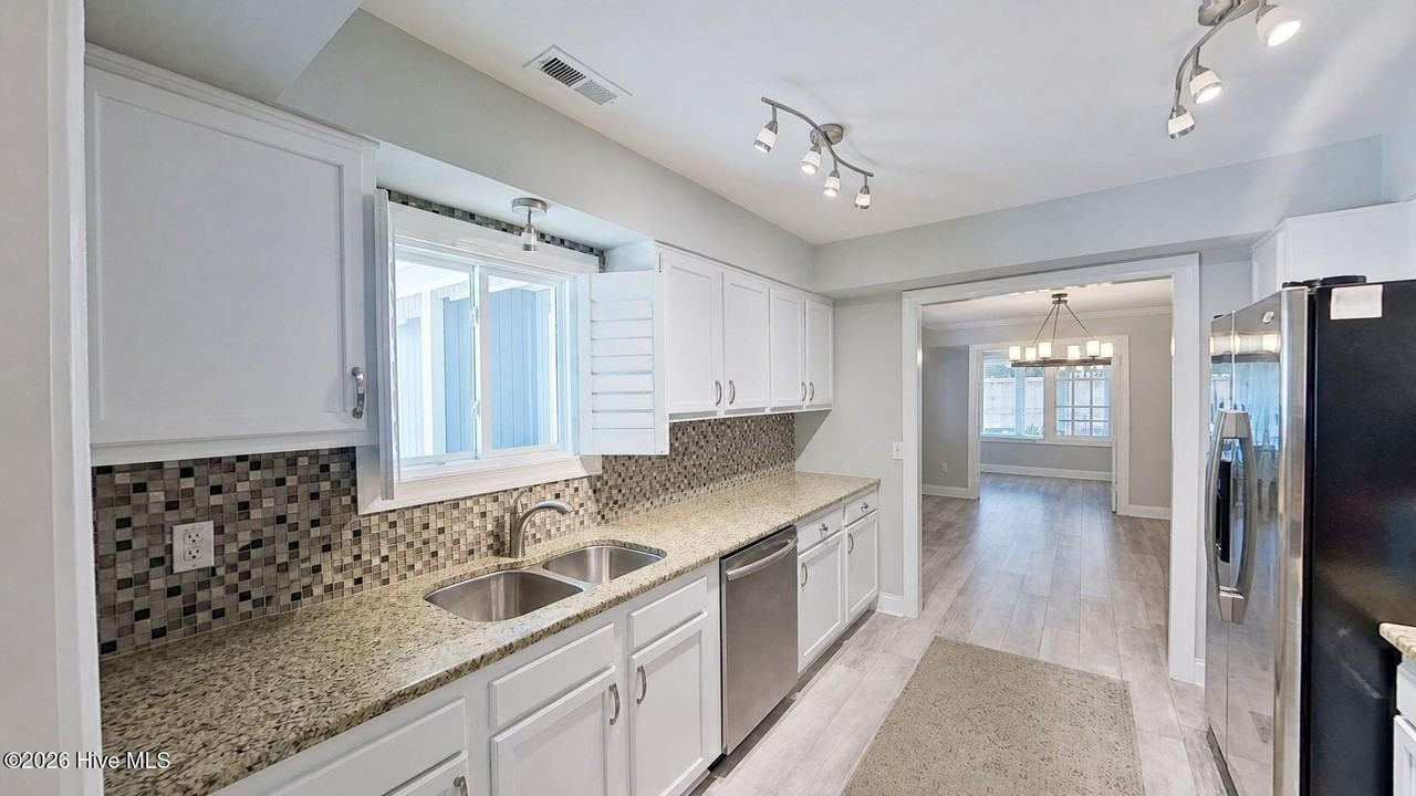 6741 Cable Car Ln - Photo 5 of 29